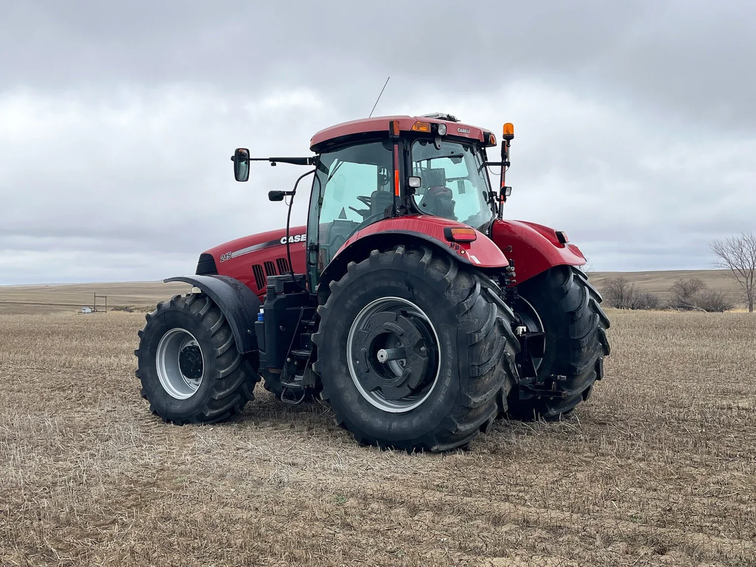 Tractor 2013 Case IH 215 Puma 4WD