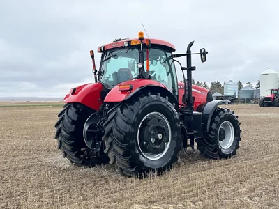 Tractor 2013 Case IH 215 Puma 4WD
